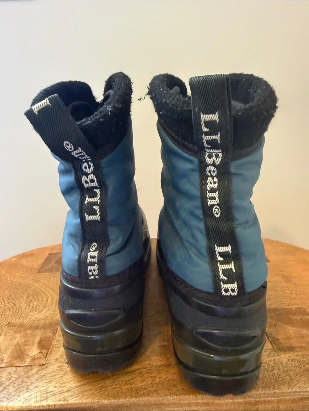 L.L. Bean Kids Navy and Black Insulated Snow Boots